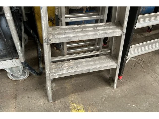 Trapladder - afbeelding 4 van  4
