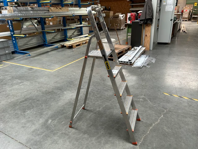 Trapladder - afbeelding 1 van  3