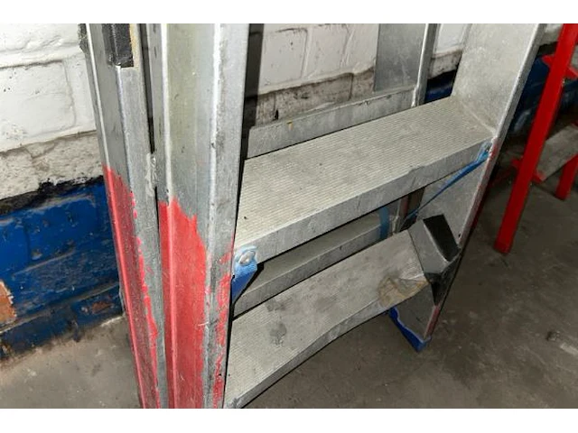 Trapladder - afbeelding 3 van  3