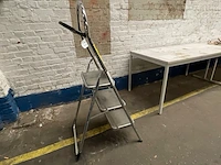 Trapladder - afbeelding 1 van  2