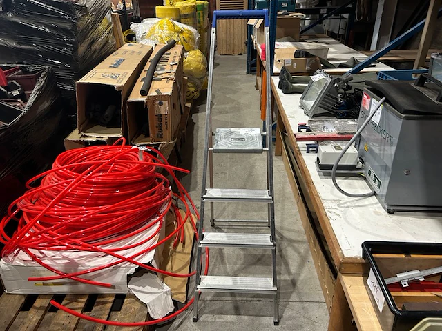 Trapladder - afbeelding 1 van  4