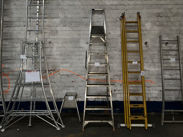 Trapladder - afbeelding 1 van  3