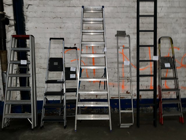 Trapladder - afbeelding 1 van  3