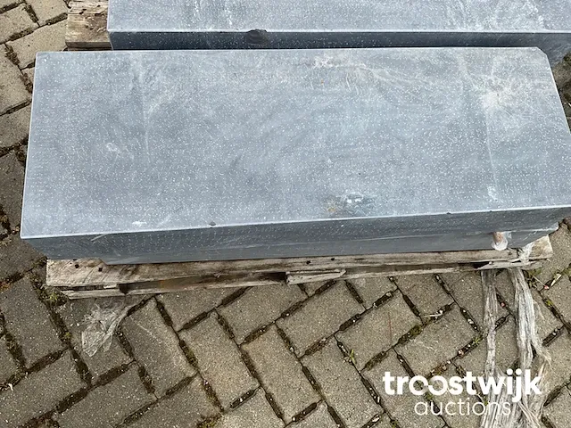 Traptrede - afbeelding 1 van  4