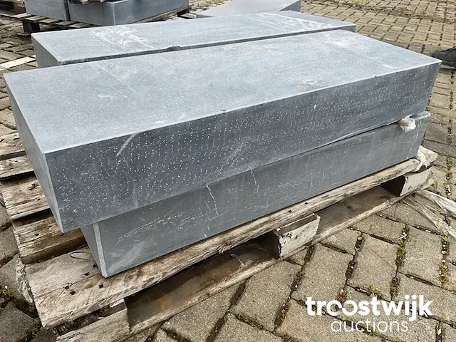 Traptrede - afbeelding 2 van  4