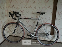 Trek 1200sl koersfiets - afbeelding 1 van  3