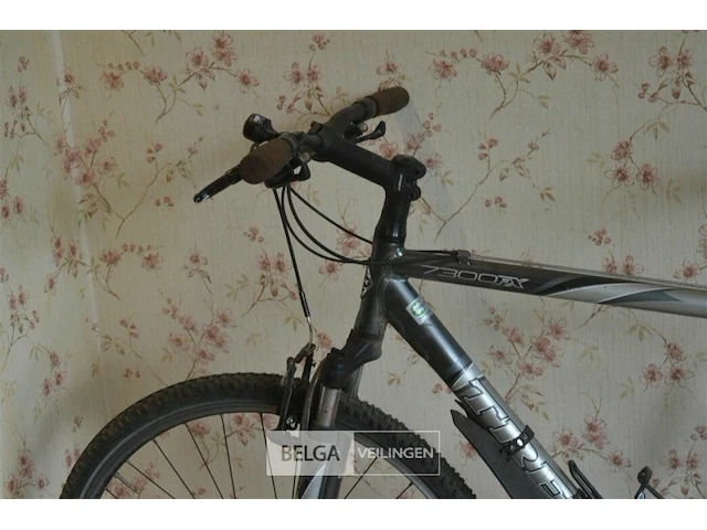 Trek 7300fx hybride herenfiets - afbeelding 2 van  7