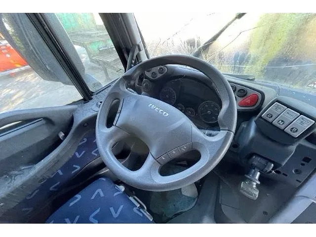 Trekker iveco stralis - afbeelding 4 van  7