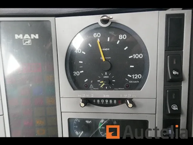 Trekker man 15-284m15mt ( wmam321566y04722(01)), 1999 - afbeelding 27 van  37