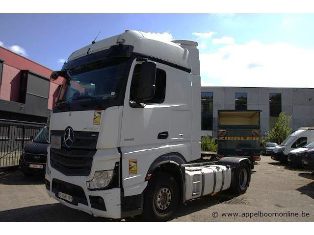 Trekker mercedes actros 1945, diesel, cm³ng ,kw ng, 1e inschr wdb96340310149760, 676071 km, co²-uitstoot ng,eurong, zonder boorddocumenten, keuring ng ,1sleutel - afbeelding 1 van  20