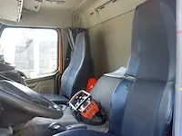 Trekker volvo fm met autolaadkraan - afbeelding 13 van  18