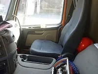 Trekker volvo fm met autolaadkraan - afbeelding 16 van  18