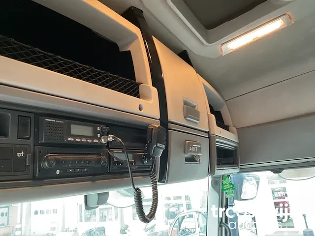 Trekker - afbeelding 2 van  28