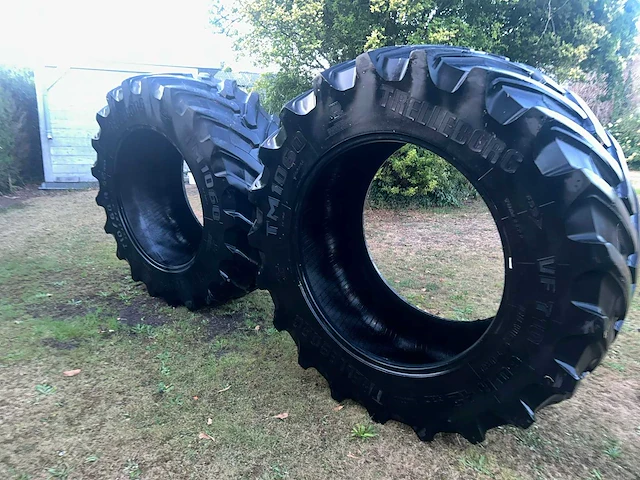 Trelleborg tm1060 2 tractorbanden - afbeelding 3 van  8