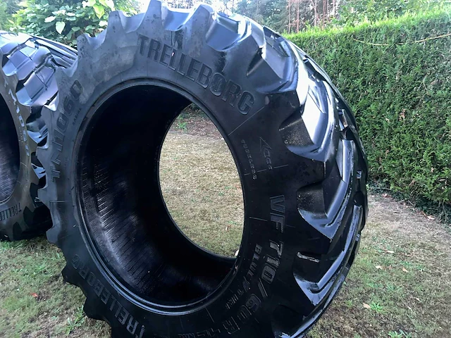 Trelleborg tm1060 2 tractorbanden - afbeelding 5 van  8