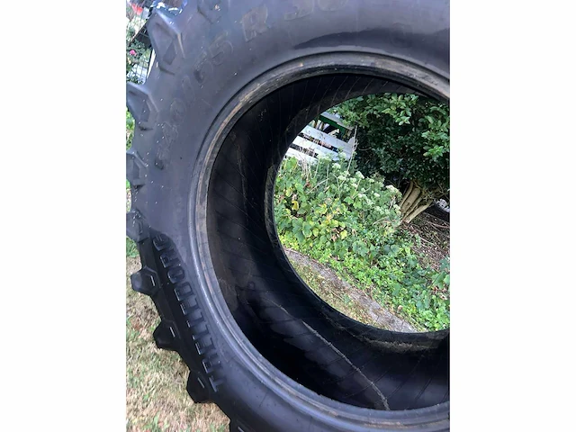 Trelleborg tm800 2 tractorbanden - afbeelding 7 van  7