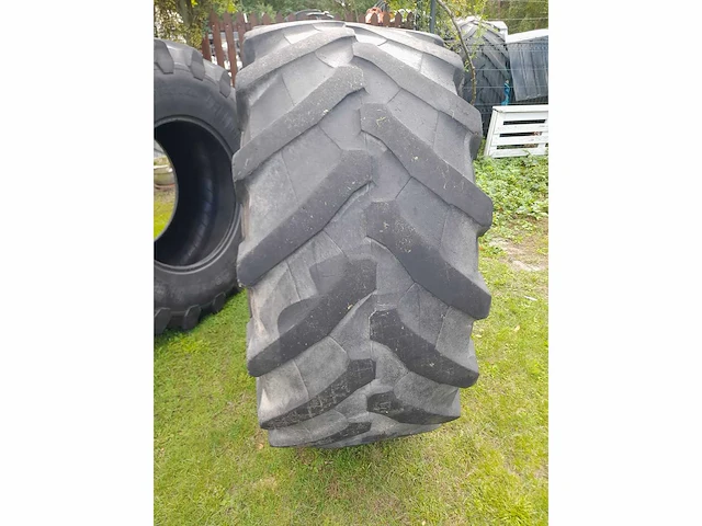 Trelleborg tm900 tubless 2 tractorbanden - afbeelding 5 van  5