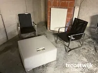 Tribu easy chair met hocker
