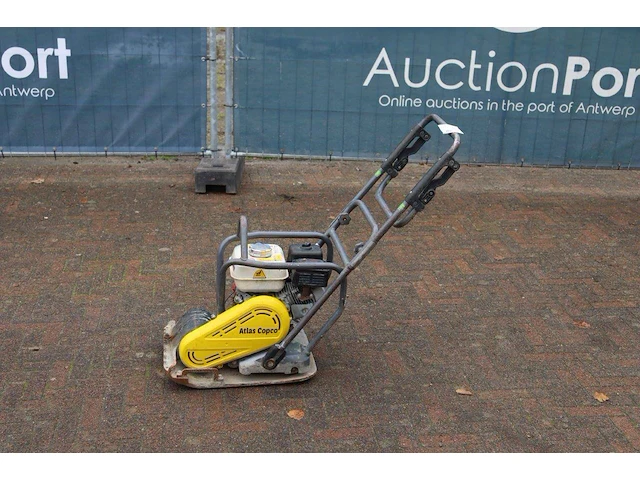 Trilplaat atlas copco lb80 benzine 2017 (marge) - afbeelding 1 van  1