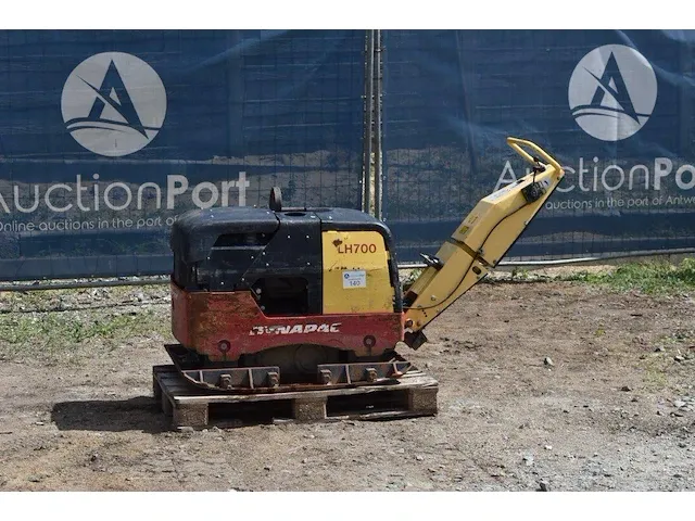 Trilplaat dynapac lh700 diesel - afbeelding 1 van  1