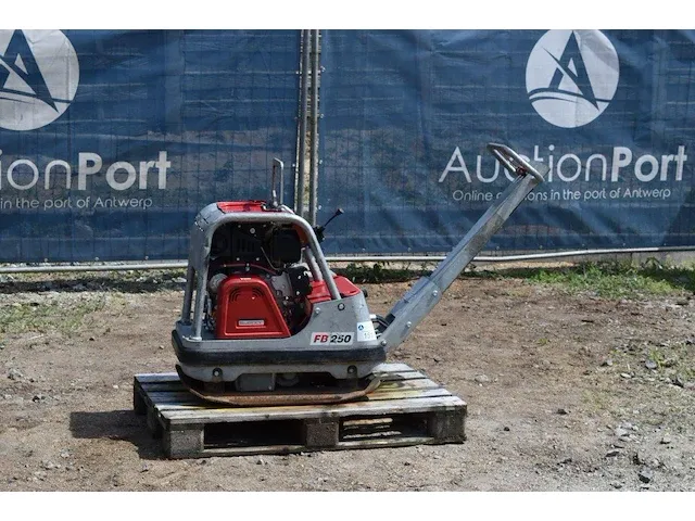 Trilplaat yanmar fb250 diesel - afbeelding 1 van  1