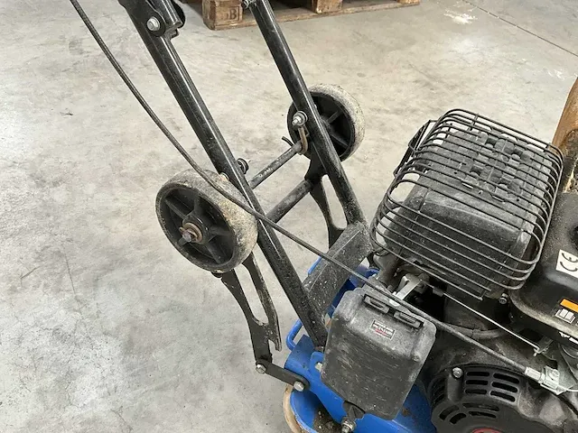 Trilplaatverdichter hbm 5900 vpm - afbeelding 7 van  10