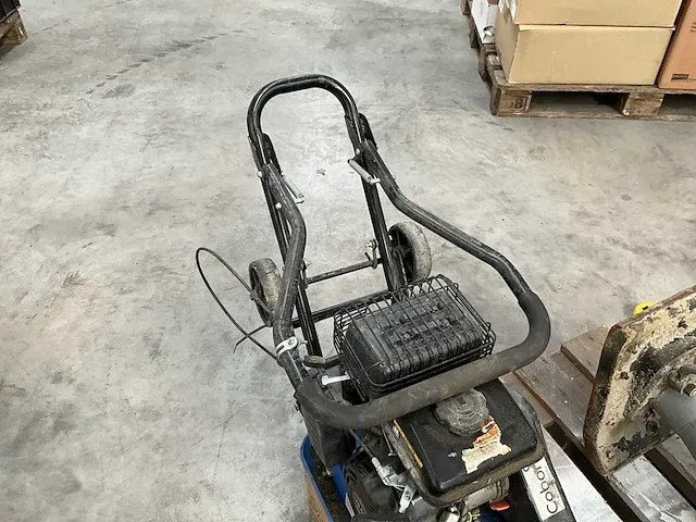 Trilplaatverdichter hbm 5900 vpm - afbeelding 8 van  10