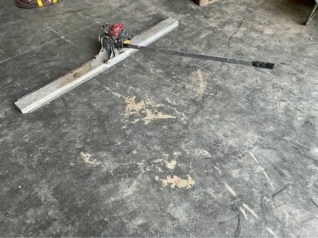 Trilspaan overige beton toebehoren - afbeelding 2 van  3