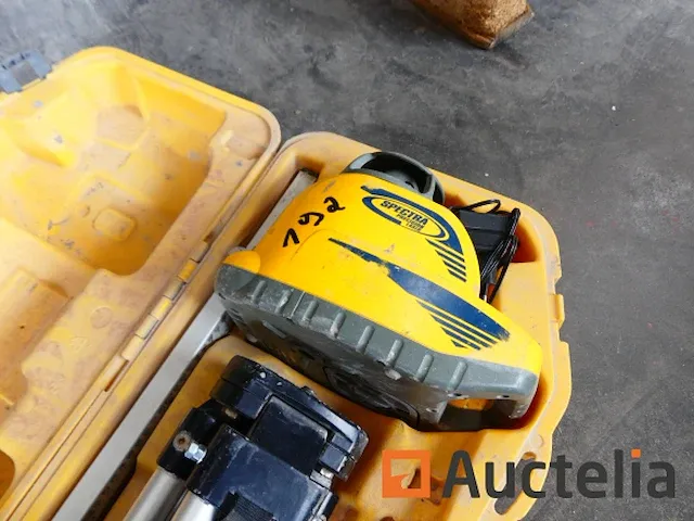 Trimble ll300 roterende laser niveau kit - afbeelding 1 van  8
