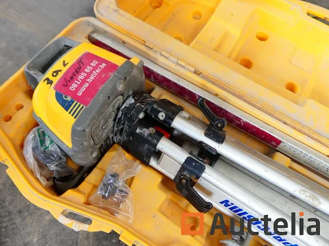 Trimble ll300n roterende laser niveau kit - afbeelding 3 van  8