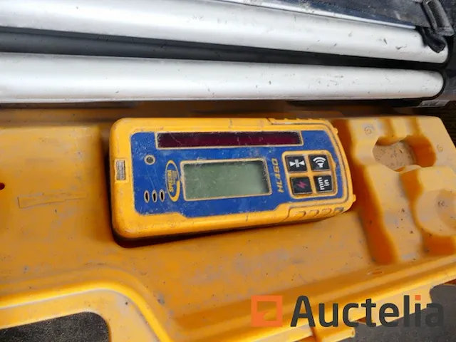 Trimble ll300n roterende laser niveau kit - afbeelding 6 van  10