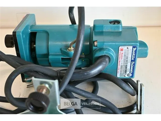 Trimmer makita type 3700b - afbeelding 3 van  3