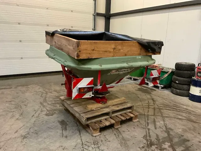 Trioliet mullos kunstmeststrooier - afbeelding 2 van  7