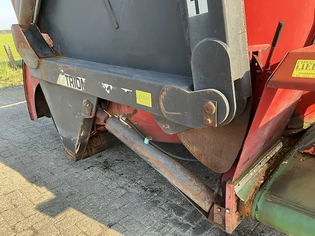 Trioliet tm2-s-1200 uitkuilmachine - afbeelding 6 van  22