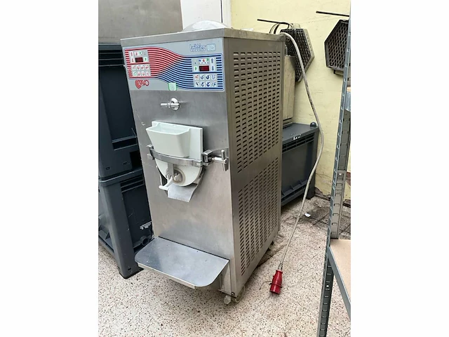 Trittico 204 ijsmachine - afbeelding 2 van  7