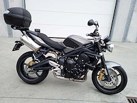 Triumph - streettriple - motorfiets - afbeelding 1 van  7