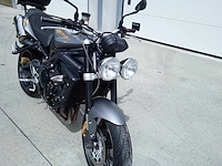 Triumph - streettriple - motorfiets - afbeelding 3 van  7