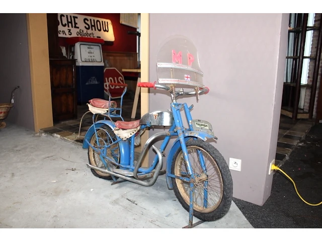 Triumph kermismotor - afbeelding 2 van  6