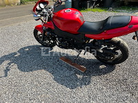 Triumph speed four 600 cc motorfiets - 2006 - afbeelding 3 van  9