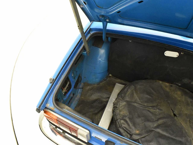 Triumph spitfire 1500 - afbeelding 18 van  46