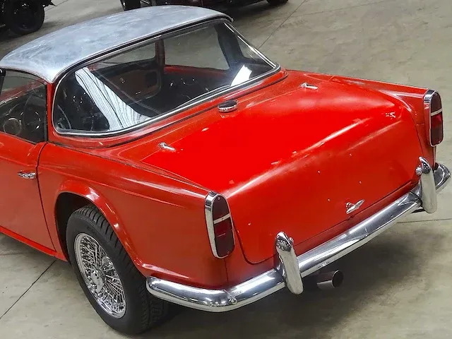 Triumph tr4 'surrey top' - afbeelding 4 van  48