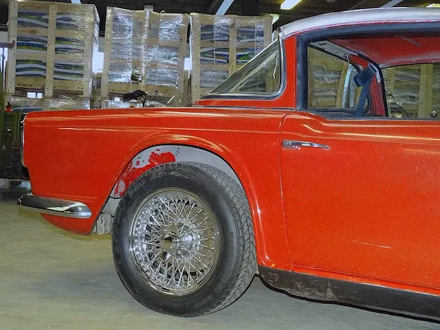 Triumph tr4 'surrey top' - afbeelding 7 van  48