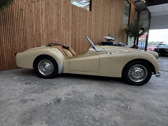 Triumph tr - afbeelding 17 van  23