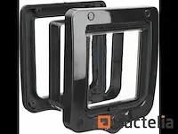 Trixie - 4-weg kattenluik - inclusief tunnelstuk - zwart - 20x22 cm - afbeelding 1 van  2