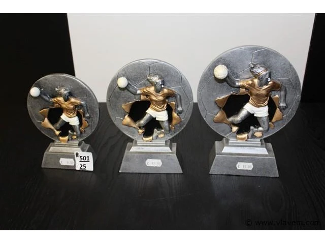 Trofee - afbeelding 2 van  2