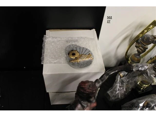 Trofee - afbeelding 3 van  6