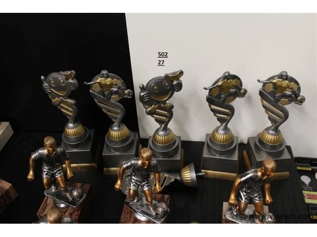 Trofee - afbeelding 6 van  6