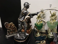 Trofee - afbeelding 2 van  2