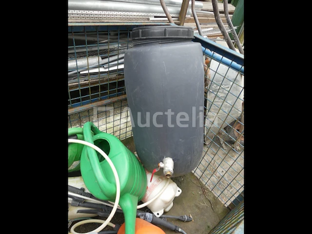 Trolley met zijn inhoud - afbeelding 3 van  6