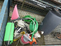 Trolley met zijn inhoud - afbeelding 5 van  6